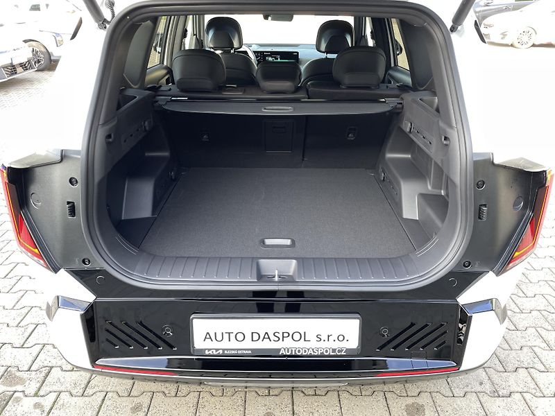 Kia EV5 (2026) 4x4 GT-Line EvoPark+Tech+PNS - fotka 23 z 28