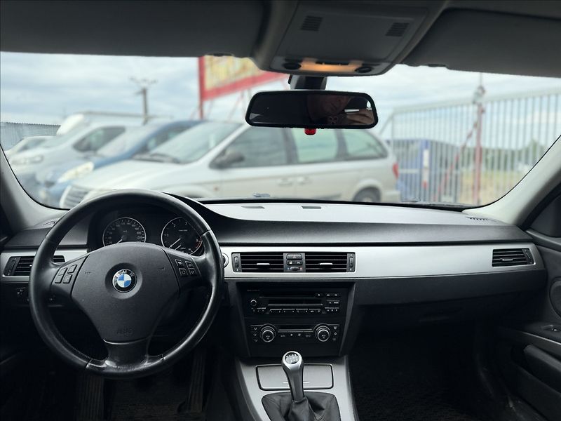BMW Řada 3 2,0 d 120kW NOVÁ STK - fotka 13 z 19