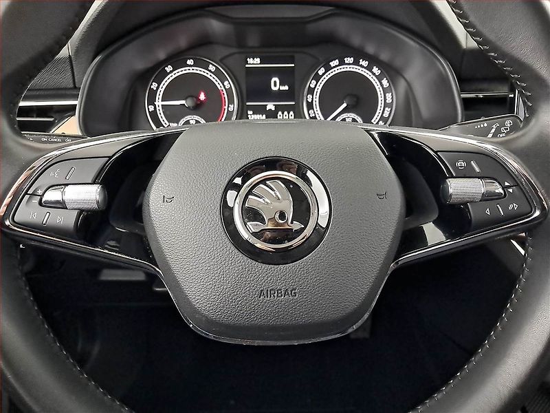 Škoda Scala (2022) Style 1.5 TSI, ČR,1.maj - fotka 15 z 18