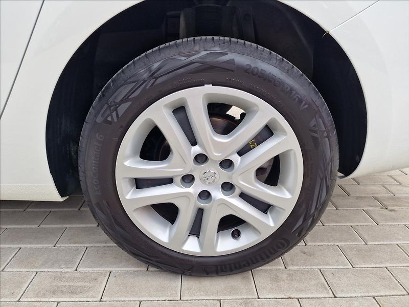 Opel Astra 1.5 CDTi 90kW Edition ST,1Maj - fotka 43 z 49