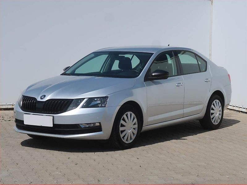 Škoda Octavia (2020) Ambition 1.5 TSI, Automat - fotka 2 z 15