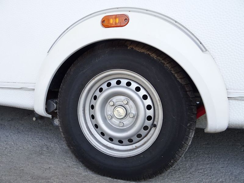 Knaus Südwind 550 FSK Mover 4xlůžko - fotka 34 z 35
