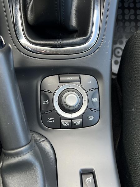Renault Mégane 1.5DCi KLIMA TEMPOMAT odp.DPH - fotka 24 z 44