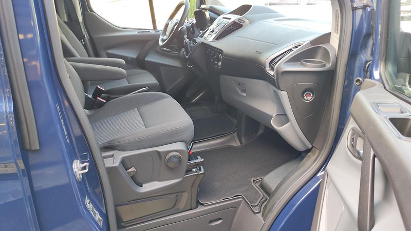 Ford Transit Custom (2016) - fotka 22 z 23