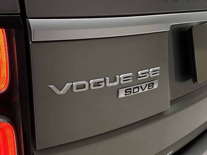 Land Rover Range Rover 4.4 SDV8 VOGUE AWD AUT  - fotka 35 z 51