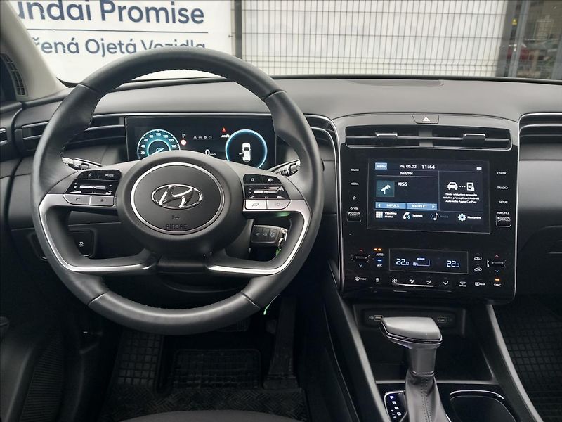 Hyundai Tucson 1,6 T-GDI MHEV SMART DCT - fotka 9 z 22