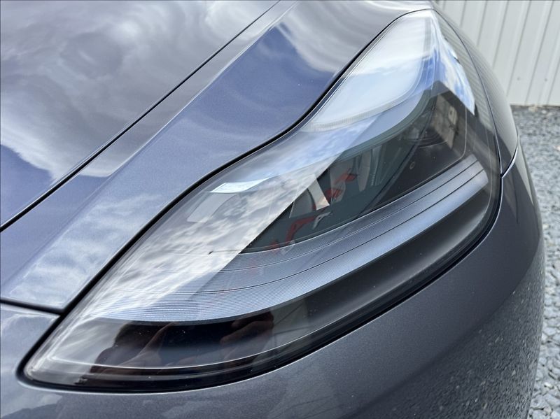 Tesla Model Y 0,0 RWD SoH 94% - fotka 10 z 50