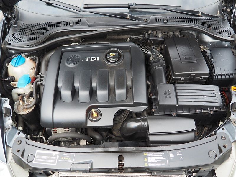 Škoda Octavia (2008) 1.9 TDI, 77 kW - fotka 42 z 42