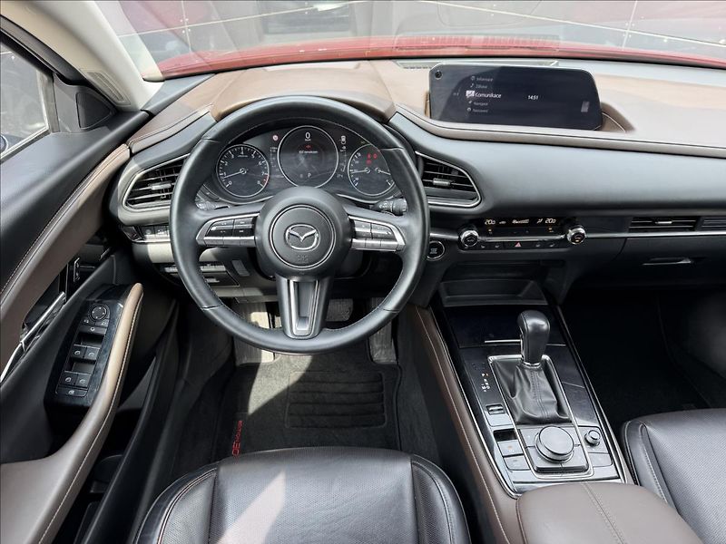 Mazda CX-30 2,0 Sky-X 132kW Selection AT - fotka 16 z 37