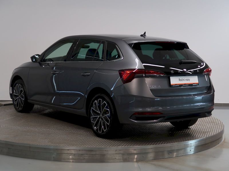 Škoda Scala (2025) TOP SELECTION 1.5TSI 110KW DSG - fotka 7 z 40