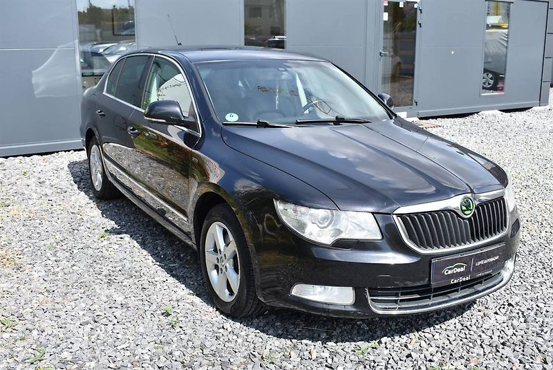 Škoda Superb 2,0 TDI SERVIS STK NOVÉ DSG! - fotka 3 z 17