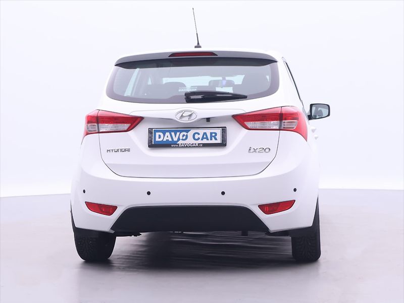Hyundai ix20 1,6 CVVT 91kW Czech Klima - fotka 6 z 32