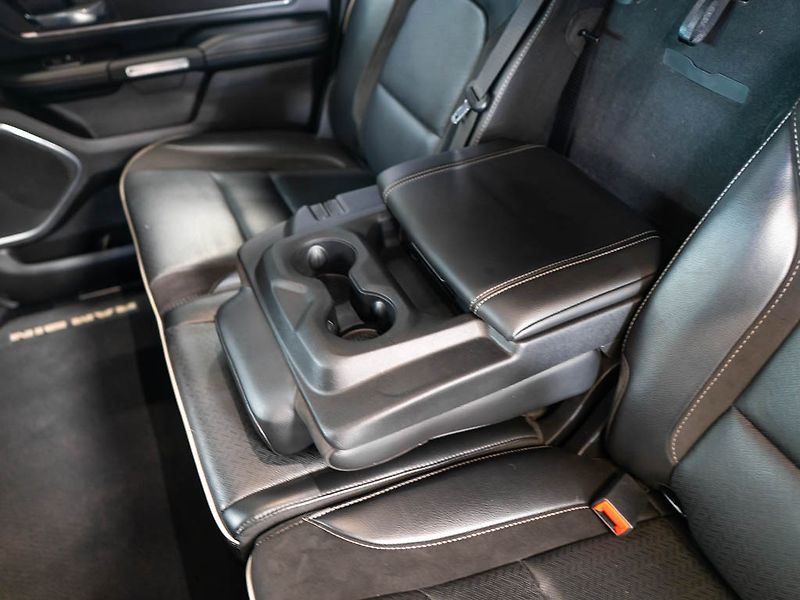 Dodge RAM (2022) 5.7 Laramie V8 Sport LPG PRINS - fotka 29 z 34