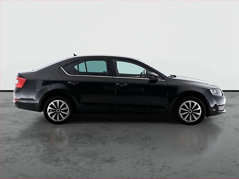 Škoda Octavia (2017) Style 2.0 TDI, Navi, Bi-Xenony - fotka 6 z 20