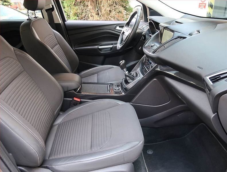 Ford Kuga (2019) 1.5 EcoBoost, ČR,1.maj - fotka 9 z 19