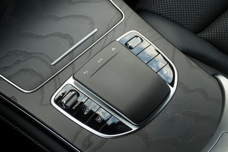 Mercedes-Benz GLC 300e, 4Matic, ČR, Vzduch - fotka 15 z 33