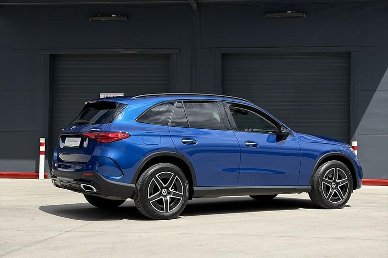 Mercedes-Benz GLC (2024) GLC 220d 4Matic AMG Line - fotka 17 z 93