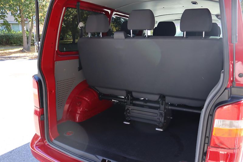 Volkswagen Transporter T5 1.9 TDI 77 kW | 9 MÍST - fotka 26 z 27