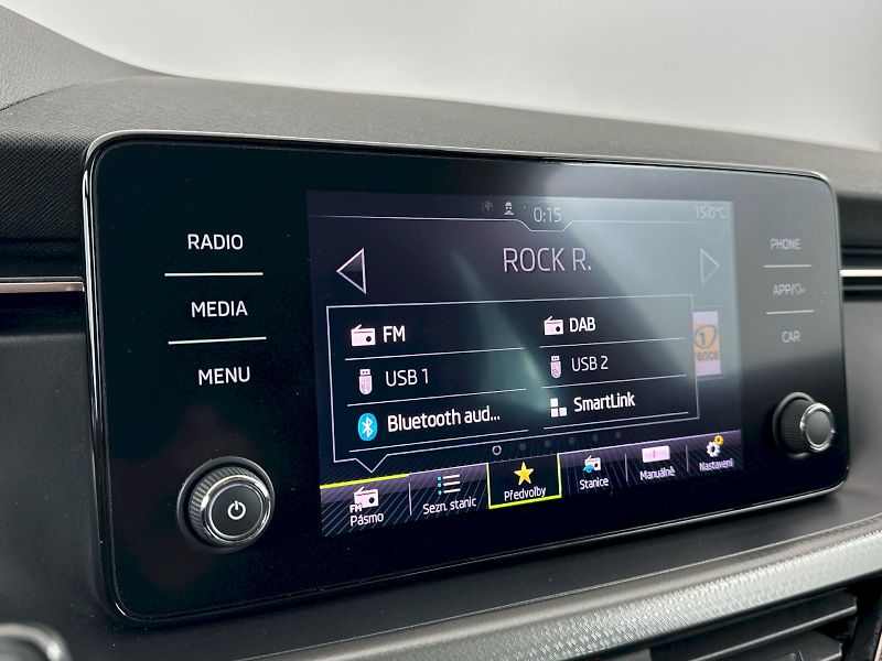 Škoda Scala (2023) DSG 1.5TSI 110kW Style Plus - fotka 15 z 28