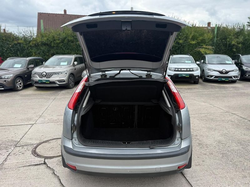 Ford Focus - fotka 9 z 9