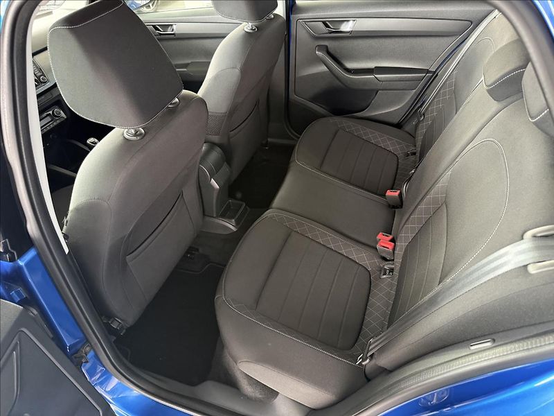 Škoda Fabia 1,2   81KW, STYLE, SERVISKA - fotka 17 z 20