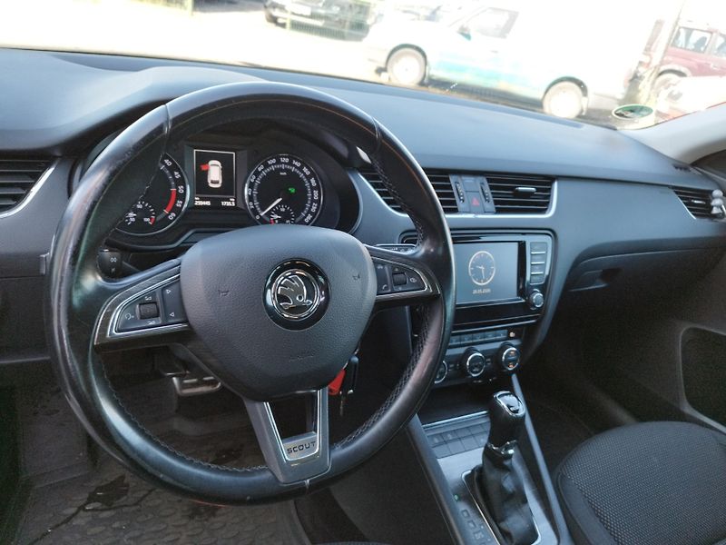 Škoda Octavia (2017) SCOUT,2.0TDi,volat-608 081 843 - fotka 15 z 18