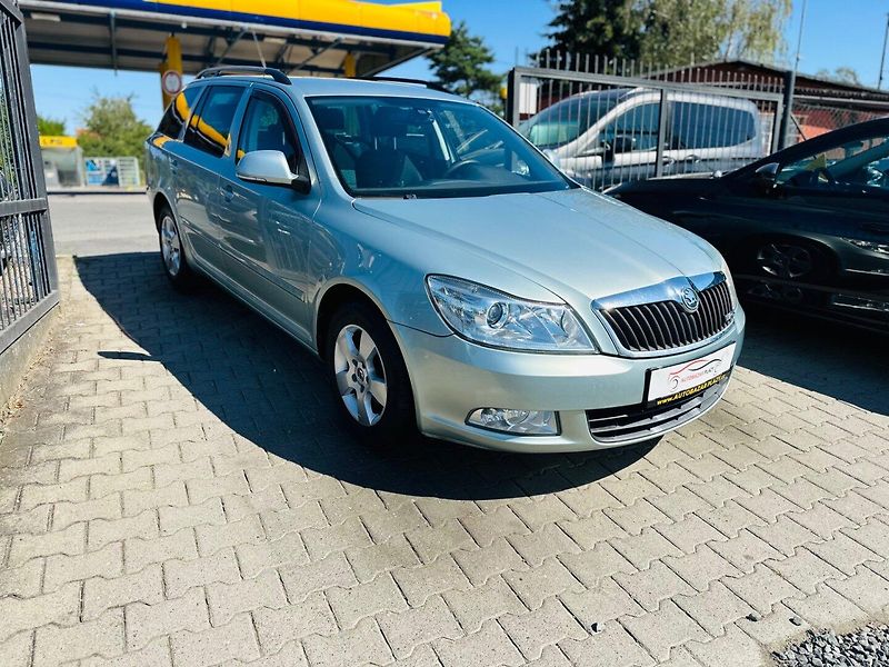 Škoda Octavia (2009) 1.9TDi NAVI, PRAVIDELNÝ SERVIS - fotka 1 z 13