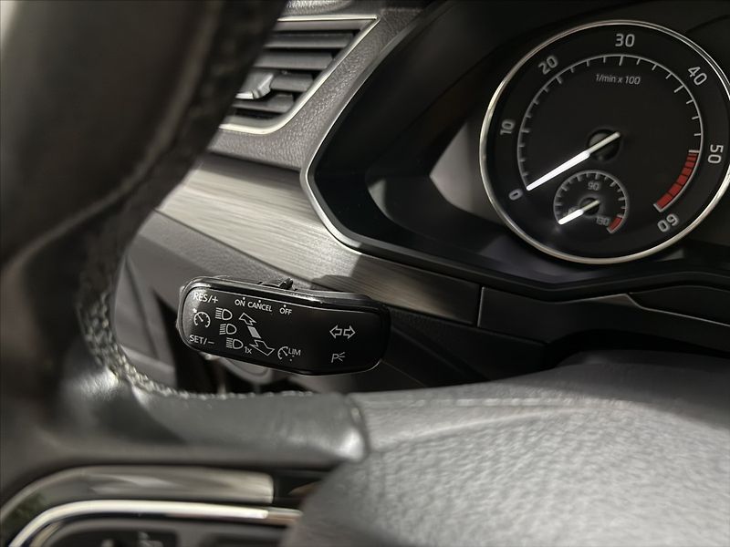 Škoda Superb 2,0   TDI 110kW STYLE 4x4 TAŽN - fotka 15 z 47