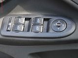 Ford C-MAX (2008) 2.0i, AC, parnor - náhled 11