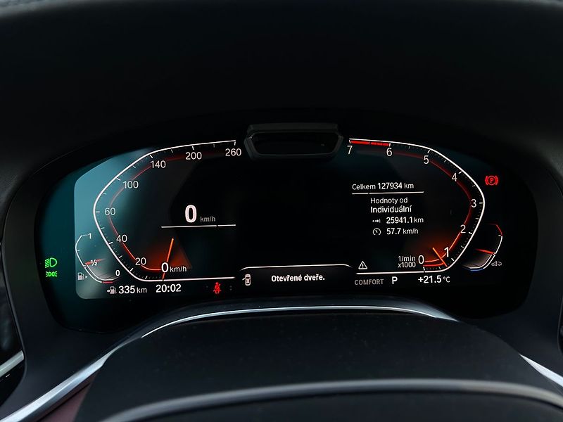 BMW Řada 7 750i xDrive Individual  390kw - fotka 31 z 42