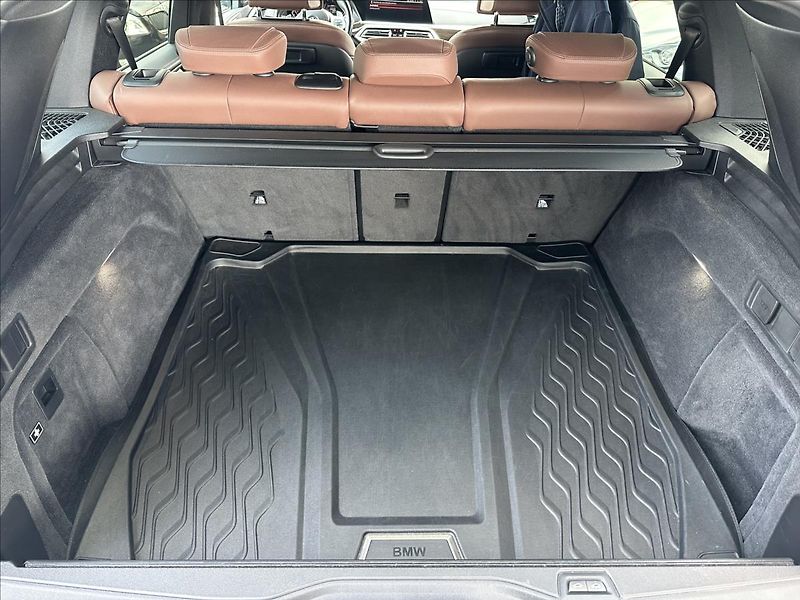BMW X5 3,0 xDrive 30d M-SPORT LASER - fotka 5 z 38