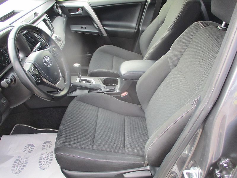 Toyota RAV4 2.5Hybrid 137TKM*T. ZAŘ*SERVIS - fotka 14 z 50