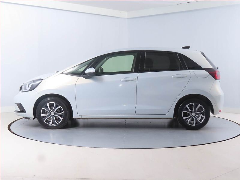 Honda Jazz (2021) 1.5 e:HEV, Automat, ČR,1.maj - fotka 3 z 14