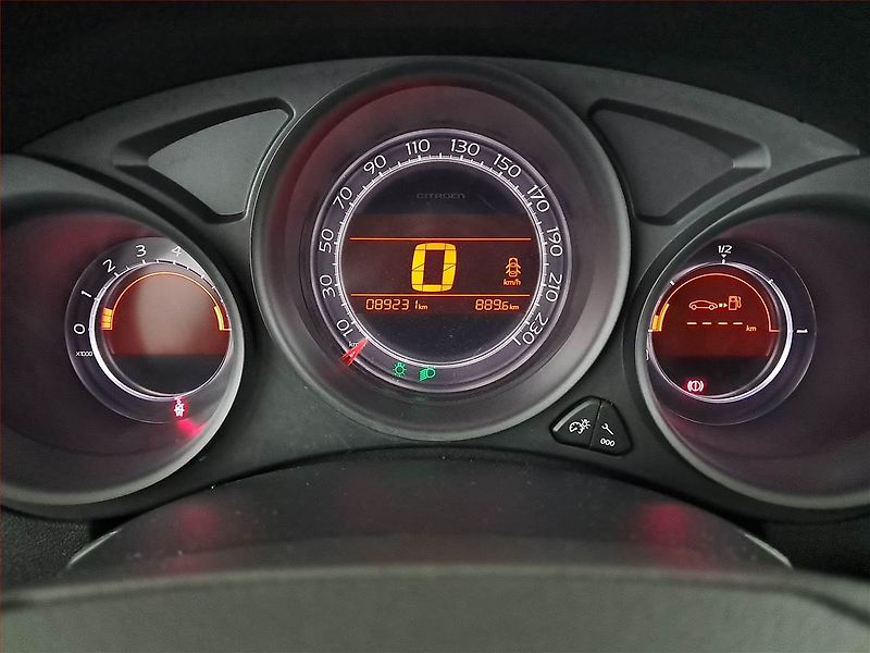 Citroën C4 (2014) 1.6 VTi, Serv.kniha, Tempomat - fotka 11 z 16