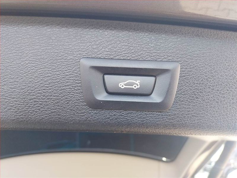 BMW X3 (2013) xDrive20d, 4X4, Automat, Kůže - fotka 16 z 20