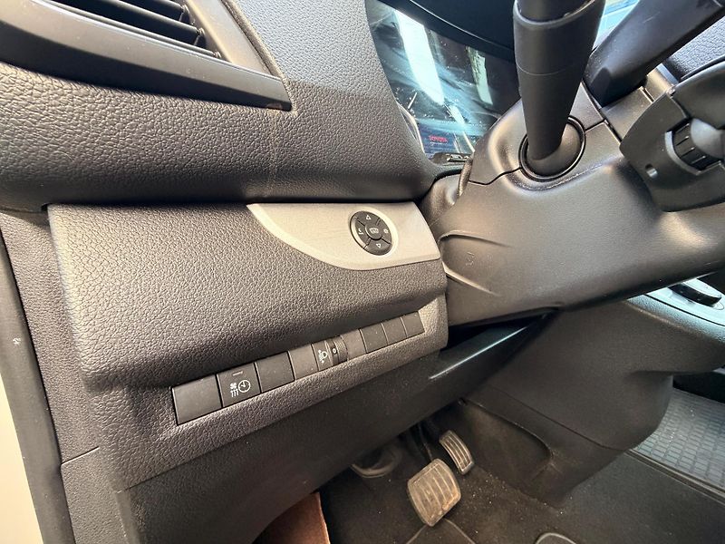 Toyota ProAce Verso 2.0-1.MAJ-DPH-AUT-BUSINESS - fotka 20 z 33