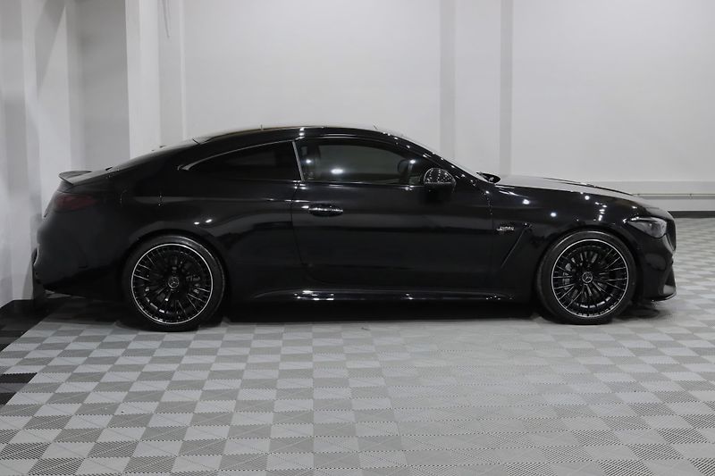Mercedes-Benz CLE Coupé 53 AMG 4MATIC+ 330 kW - fotka 4 z 36