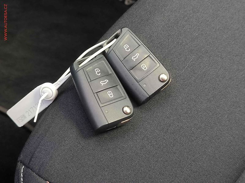 Škoda Kamiq (2025) 1.0TSi, LED, AC, temp - fotka 22 z 22