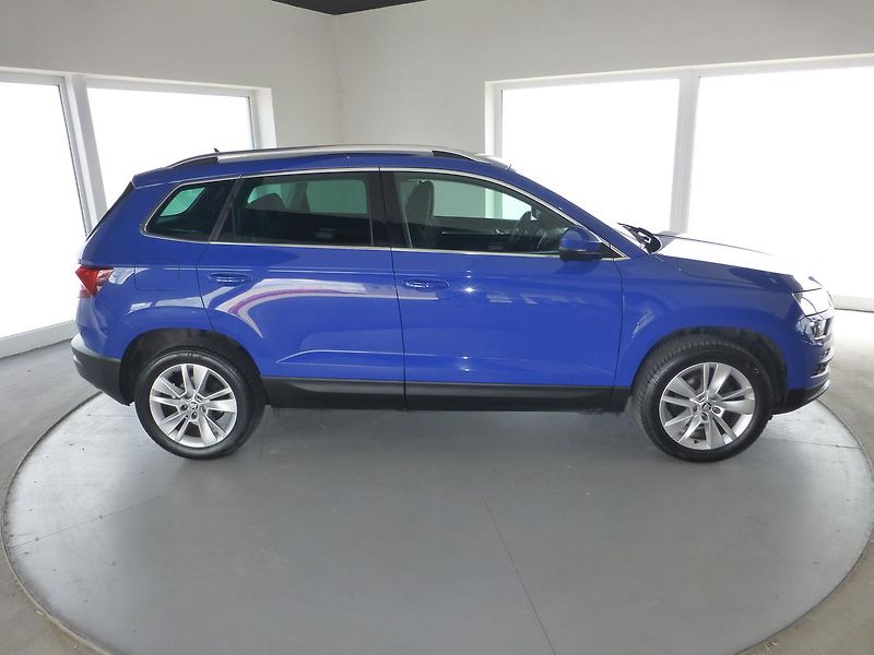 Škoda Karoq (2019) 1,6TDI*PARK.S**ALU***VYHŘ.SED. - fotka 5 z 28