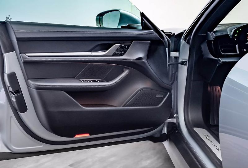 Porsche Taycan 4S Sport Turismo BOSE ACC Pano - fotka 10 z 23