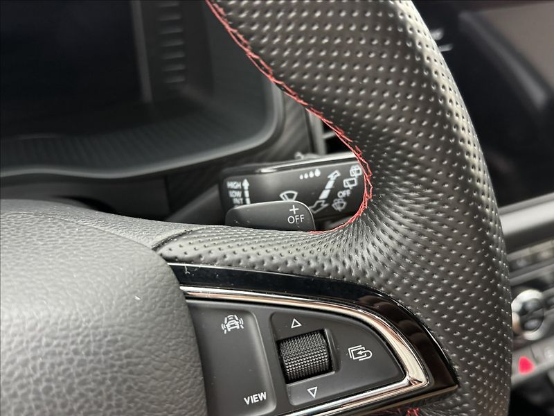 Škoda Kodiaq 2,0 RS CANTON DPH DCC 360° ČR - fotka 13 z 49