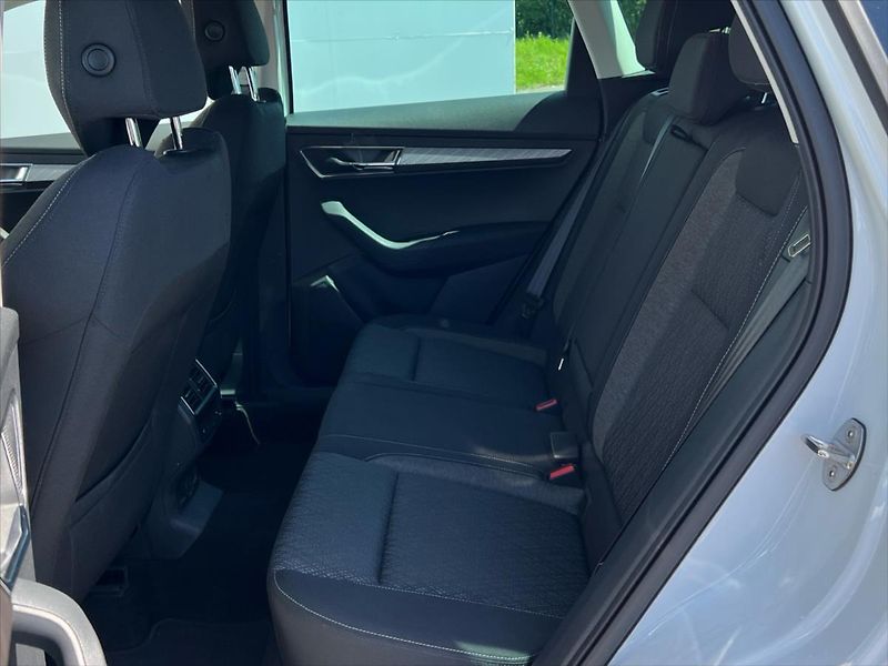 Škoda Karoq 1,5 TSi 110 kW 7DSG STYLE - fotka 13 z 27
