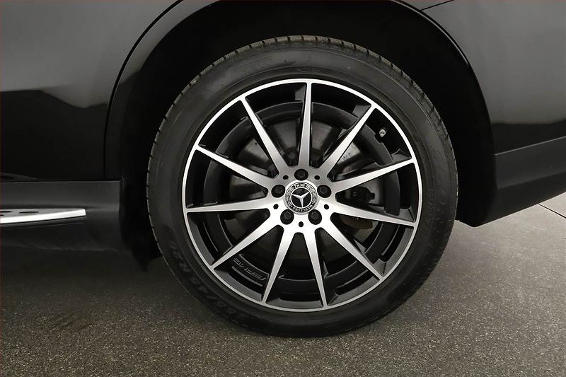Mercedes-Benz EQC (2020) 400 4MATIC, SoH 95% - fotka 21 z 21