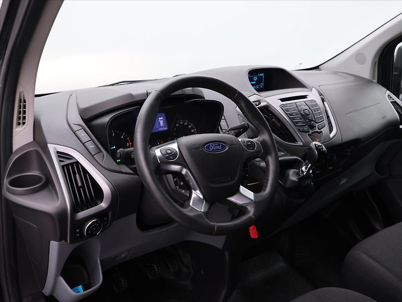 Ford Transit Custom 2,2 TDCI 92kW L2H2 9-Míst DPH - fotka 20 z 27