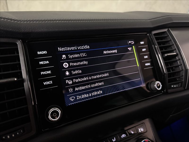 Škoda Kodiaq 2,0 TDi  DSG Clever LED Assist - fotka 31 z 48