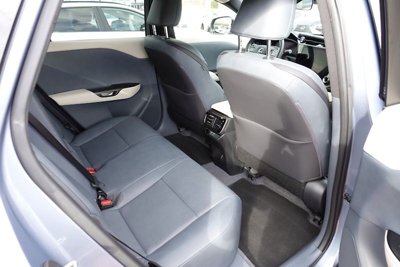 Lexus RZ 450e RZ450e Executive DIRECT4 - fotka 13 z 34