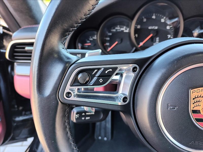 Porsche 911 3,0 Carrera 4 GTS,331KW, - fotka 23 z 50