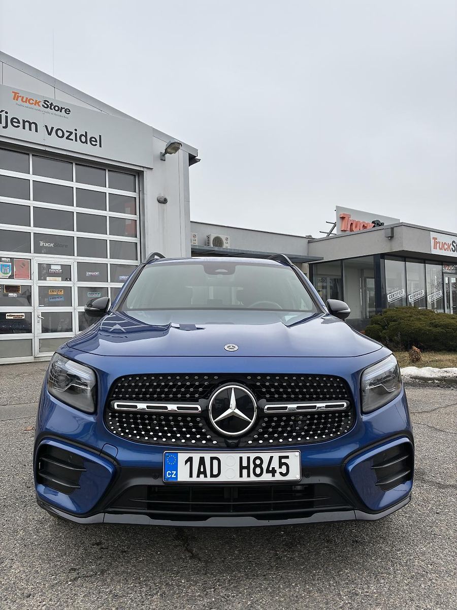 Mercedes-Benz GLB 200d 4MATIC