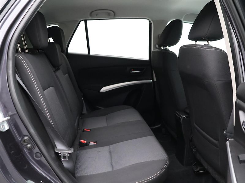 Suzuki SX4 1.6 VVT 88KW 4X4 CZ - fotka 11 z 33