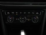 Volkswagen Tiguan (2019) R-Line 2.0 TDI - náhled 12